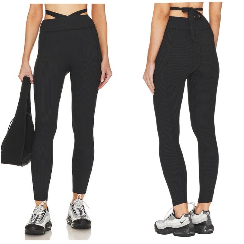 GIGI C Phoebe Legging In Black Ribbed